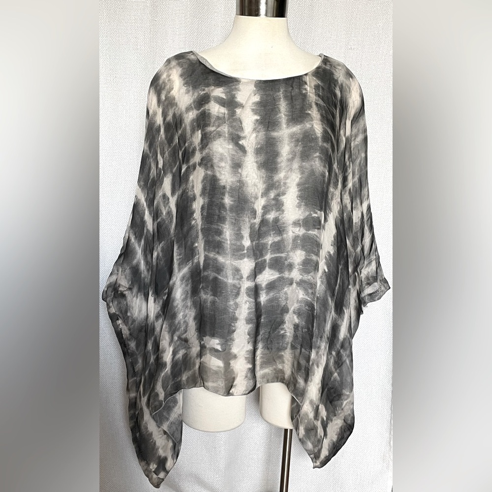 Scandal Italy tie dye top